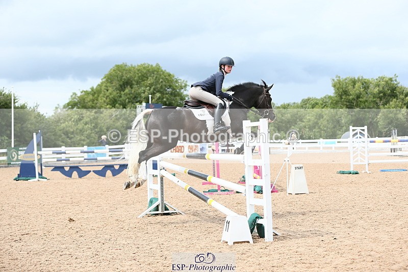 230716A-145532-04120 - Class 25a Pony Fox & 1.10 Open