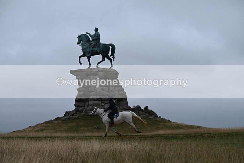 DSC_0420 - Time at Statue 09:51 to 10:54