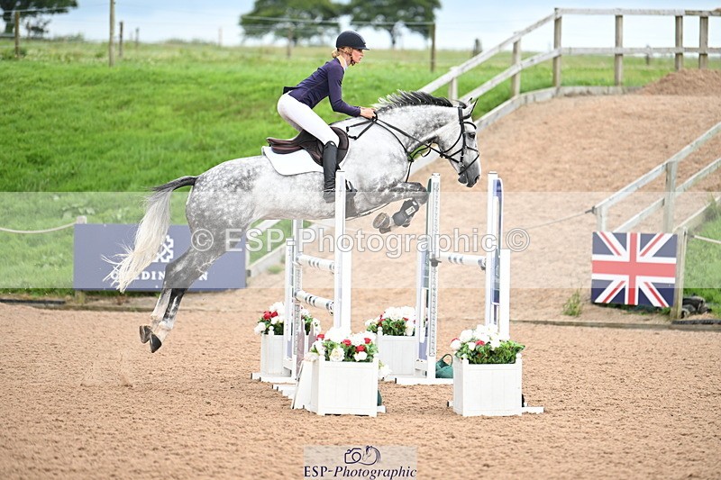 240727A-160908-06095 - Cls 16 Snr Foxhunter