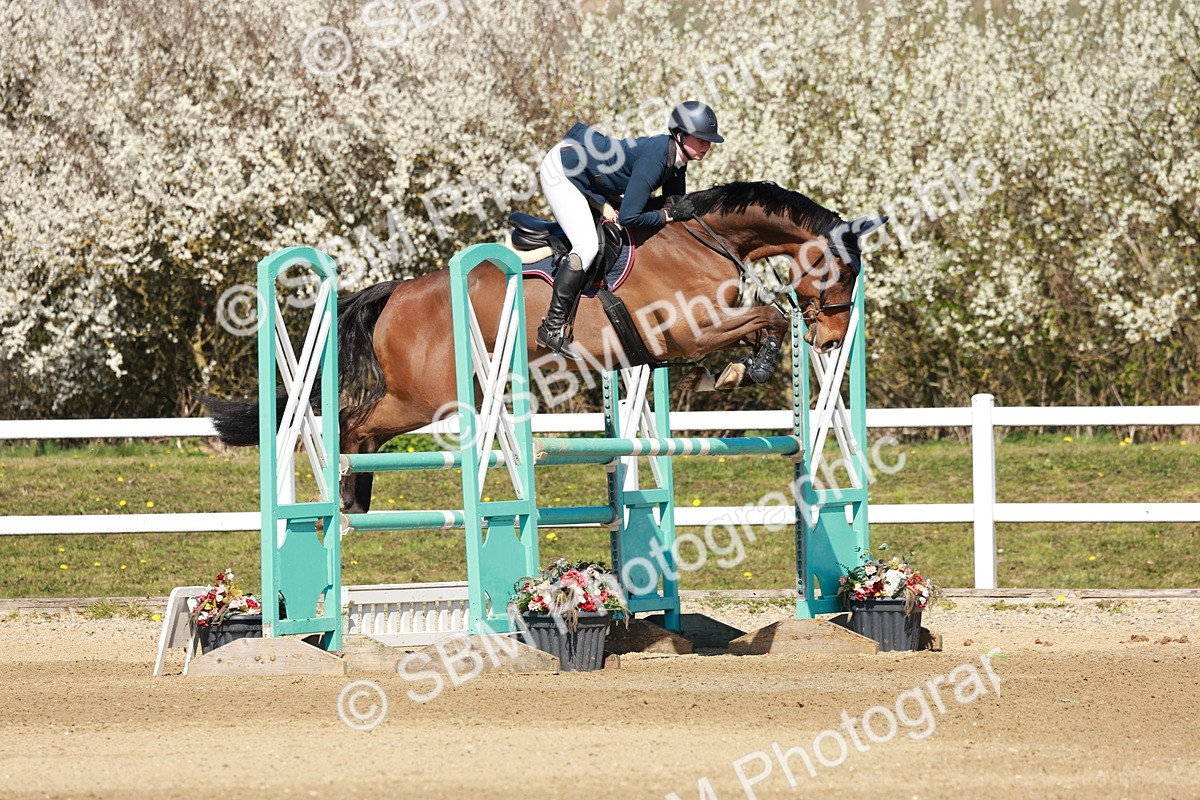 SBM_004249 - Class 17 - Senior Newcomers - 1.10m