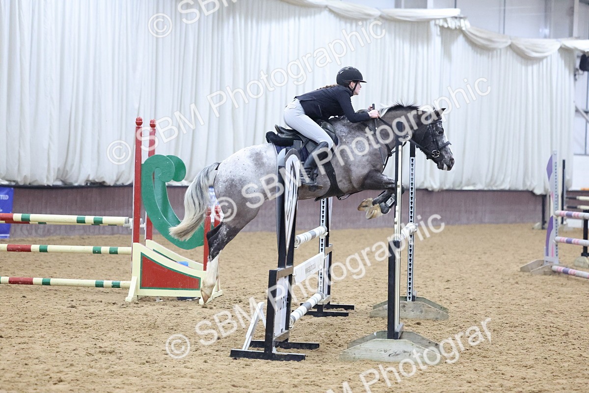 SBM_003237 - Class 11 - Blue Chip Pony Newcomers - 1.00m Open