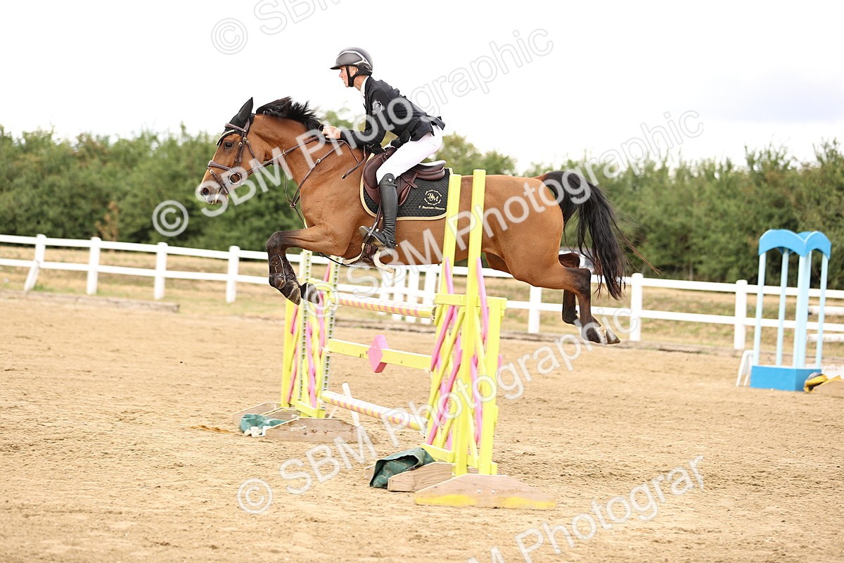 SBM_026875 - Class 13 - Senior Newcomers - 1.10m