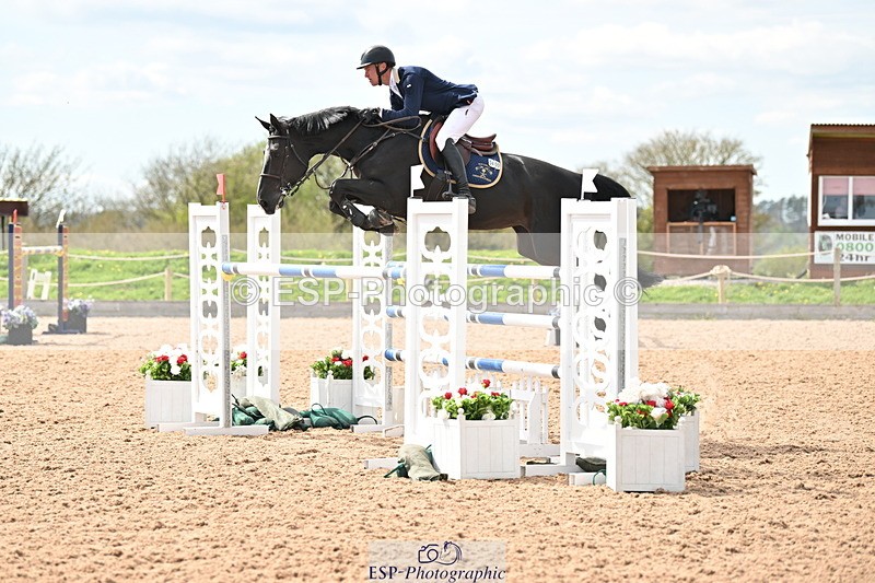 240418A-143335-04417 - Cls 9, 2 Star Big Tour 1.40m