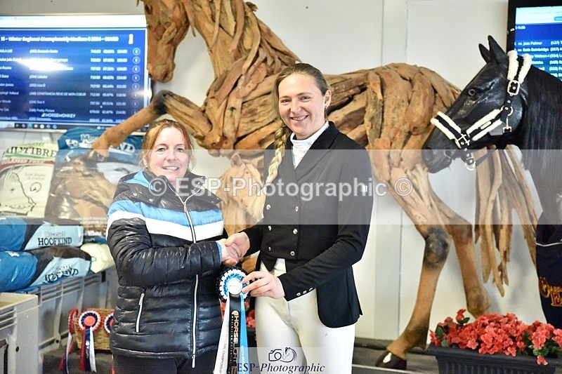 250215-131328-03645 - Medium Silver Presentations