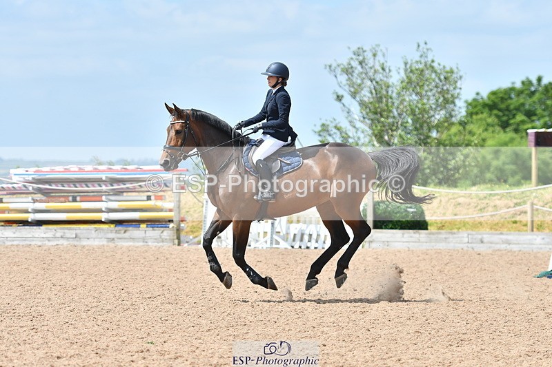 240609A-114328-04709 - Cls 17 Snr 1.05m Open