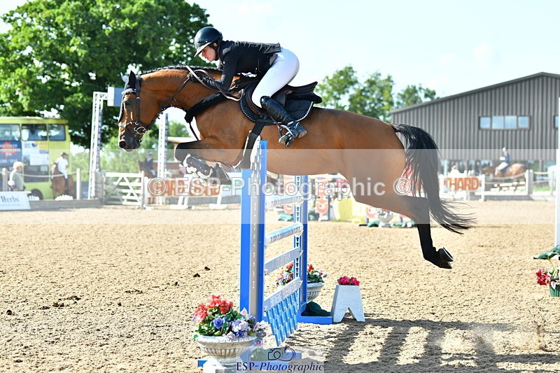 230729A-171239-07694 - Cls 18 National 1.30m