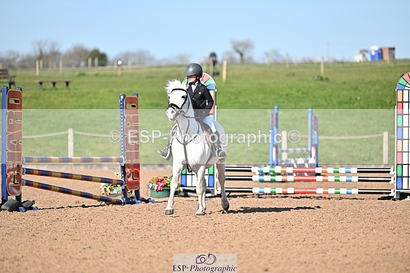 250401-164015-00177 - 60cm classes