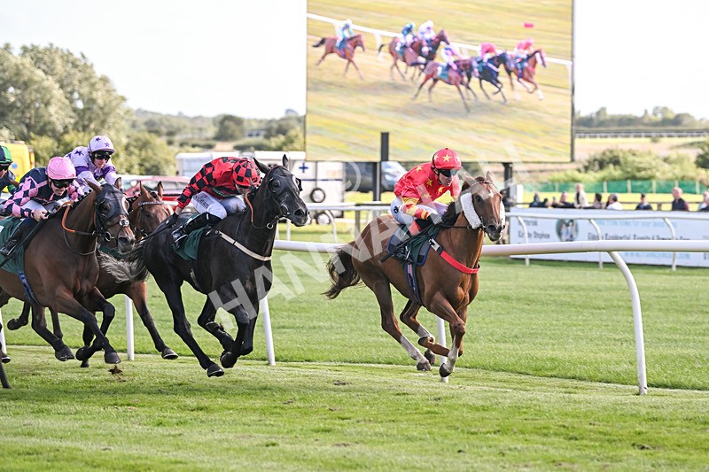 050825-Race 5-Inspiring Speeches-6110 - Race 5