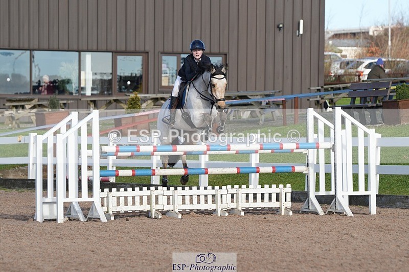 251130-122821-01186 - Cls 9 Pony Fox & 1.10m Open