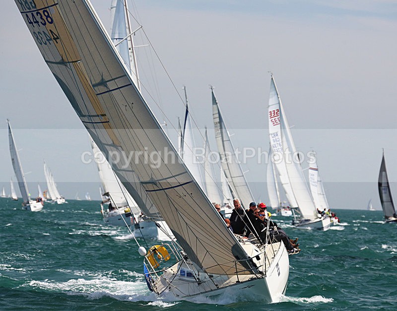 150627 GBR 4438 WT7A9522 - ROUND THE ISLAND RACE - SATURDAY 27th JUNE 2015