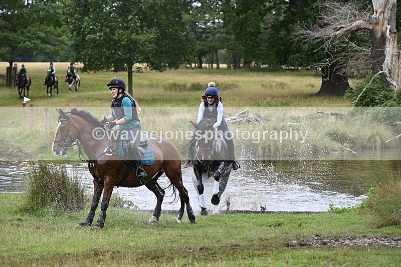 WJ7_3913 - Time at Water 12:52 to 13:22