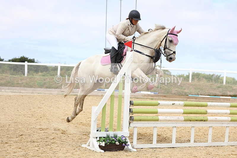 3E7A4934 - Class 4: Senior British Novice/90cm open