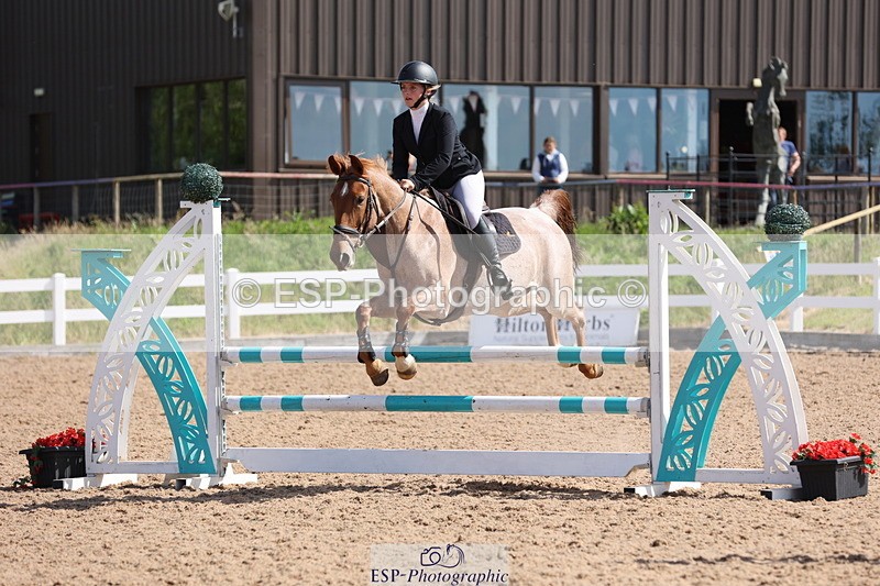 240629A-101743-04048 - Cls 17 Discovery and 90cm Open