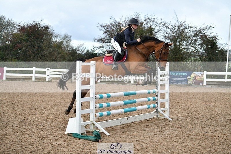 231110A-103819-00100 - Cls 2 British Novice & 90cm Open