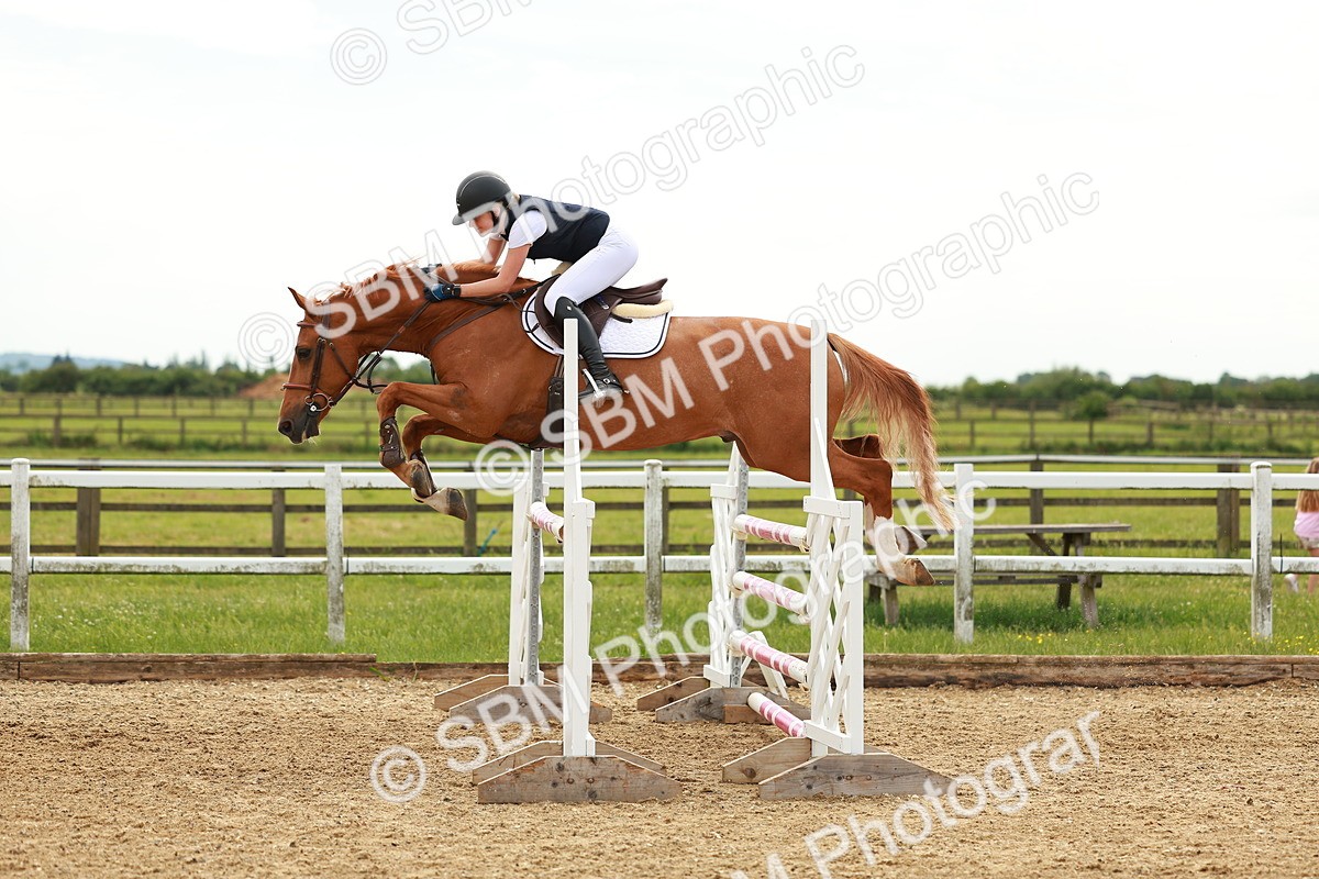 SBM_002318 - Class 4 - Senior Newcomers - 1.10m