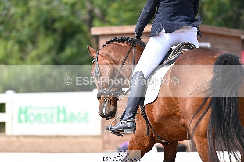 250816-140906-05276 - 146-Jean.BucklandCourt.Esquire