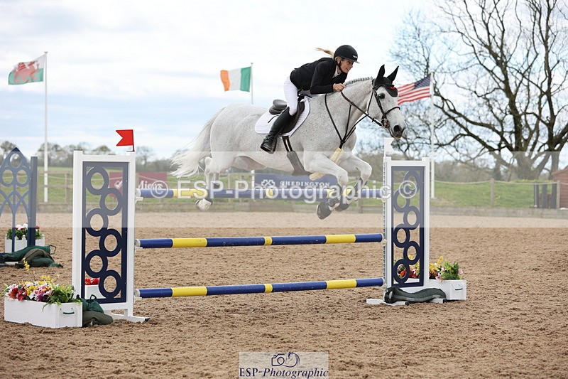 240419A-121616-07131 - Cls 6, 2 Star Medium Tour 1.35m