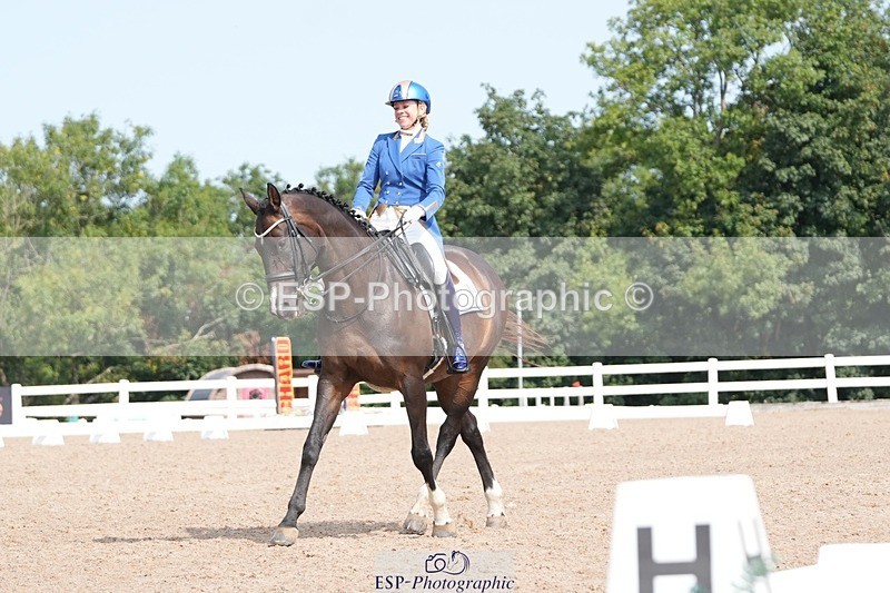 250815-111407-00783 - 012-Natasha.Collings-CostelloDovevale.Tender.Dove