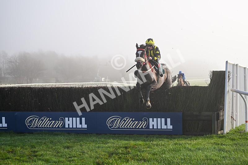 281224-Race 1-Not Staying Long-3935 - Race 1