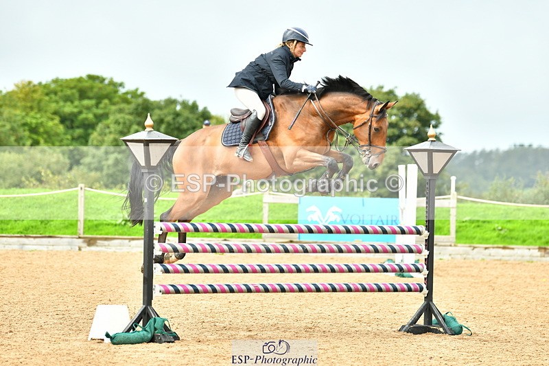 230805A-120741-00335 - Cls 3 Snr Foxhunter & 1.20m Open