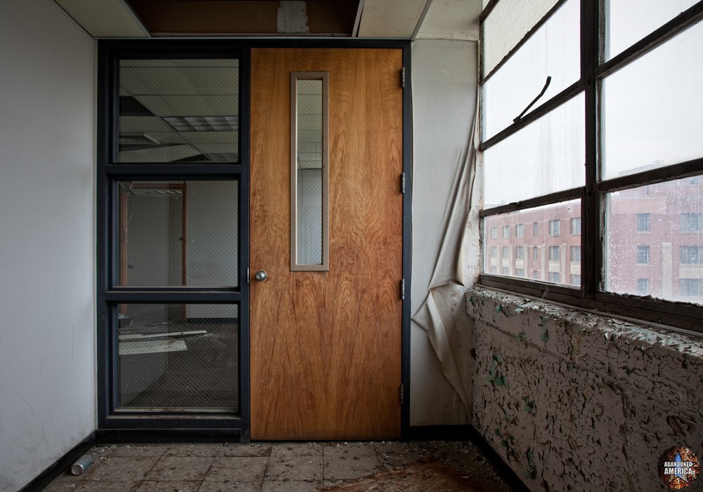 Philadelphia Naval Shipyard | Retreating Wallpaper - Philadelphia Naval Shipyard