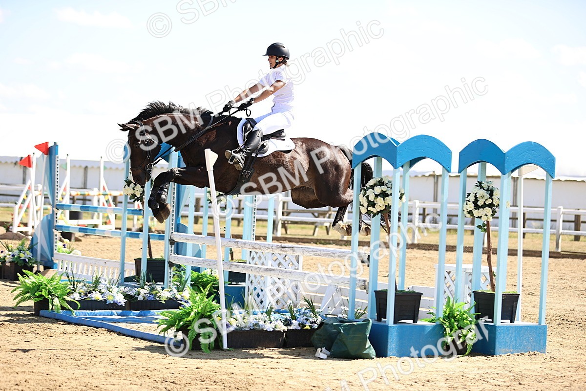 SBM_015456 - Class 16 - Senior foxhunter - 1.20m Open