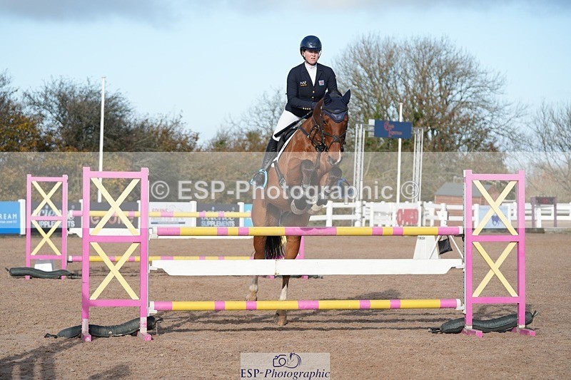 251108-103120-02175 - Cls 11 Snr 1.05m Open