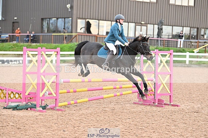 241117X-091330-03173 - Cls 05s A&B Pony Brit Nov & 80 Open