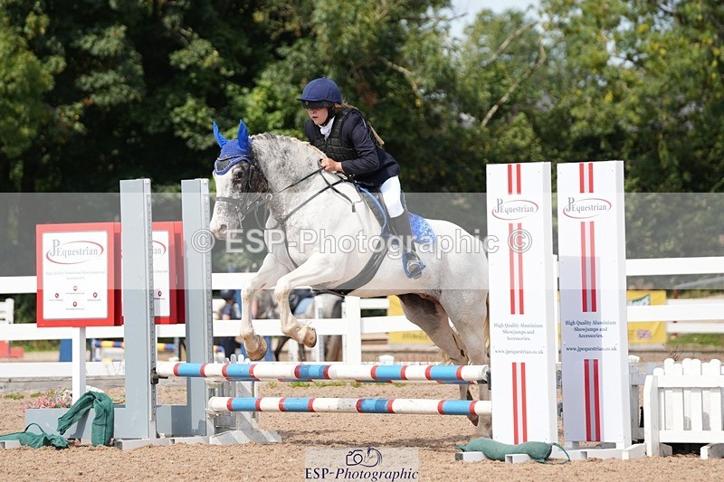 250805-152309-00103 - Clear Round and 60cm