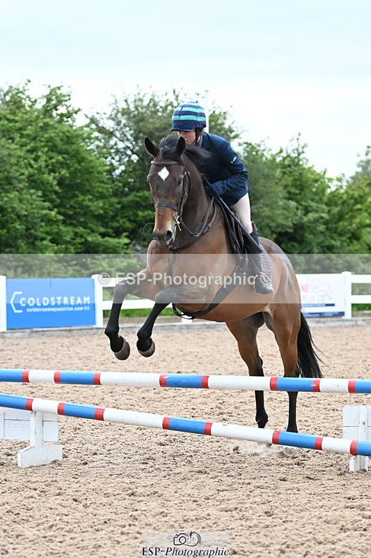 240611A-165642-00357 - 70cm