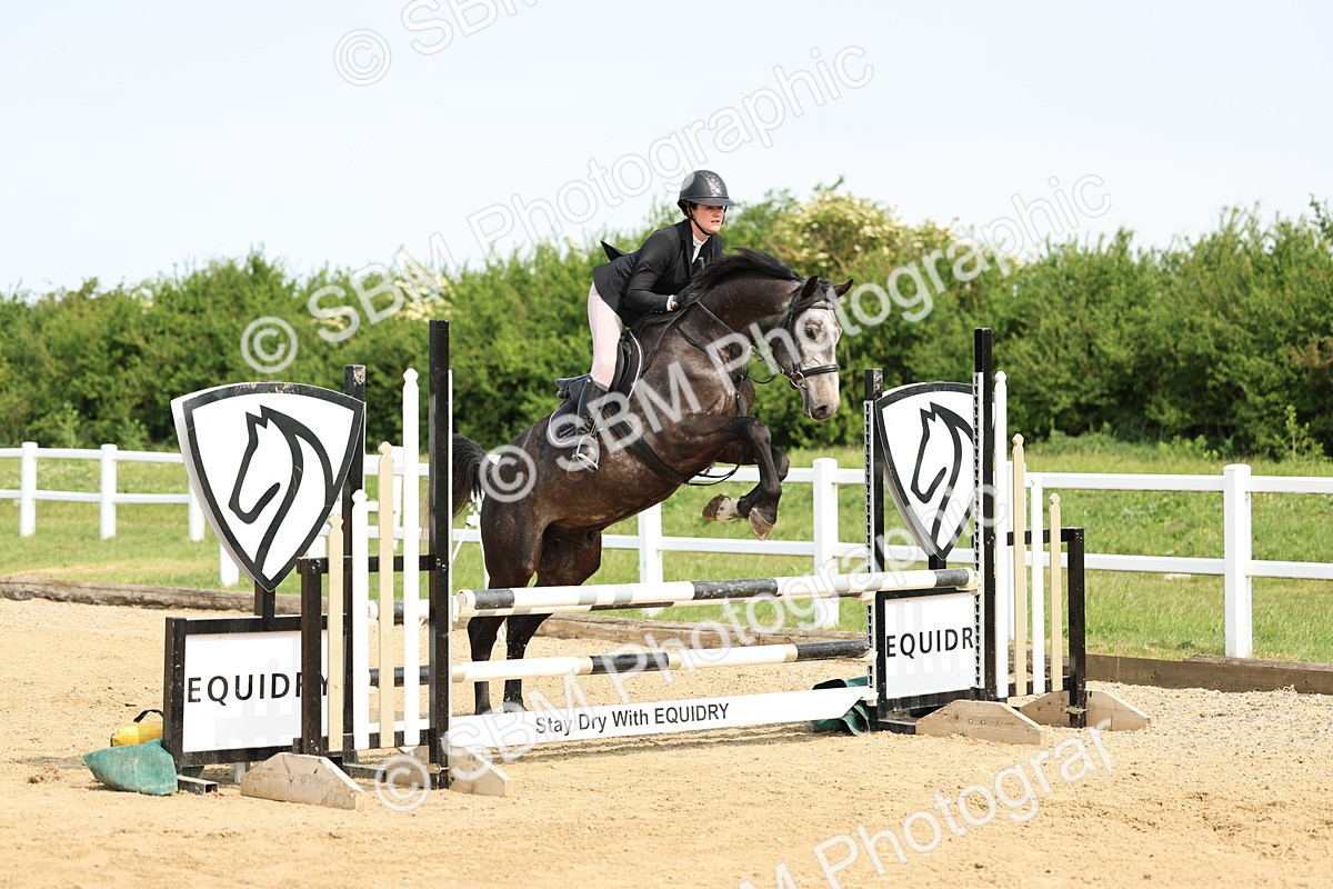 SBM_004200 - Class 16 - Senior British Novice - 90cm