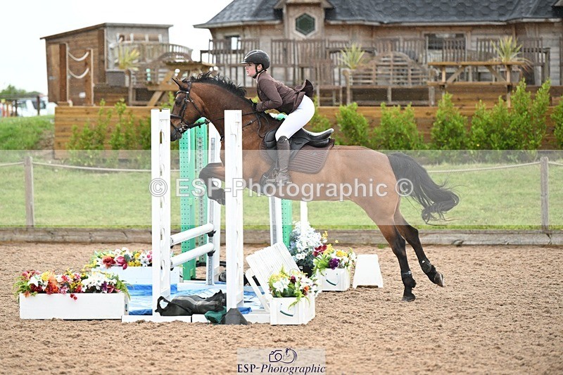 250607-130212-01127 - Cls 13 Pony Foxhunter and 1.10m