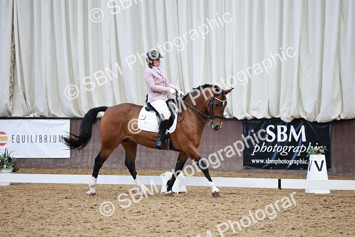 SBM_006484 - Class 16 - Advanced Medium 5 - 16.02-17.22