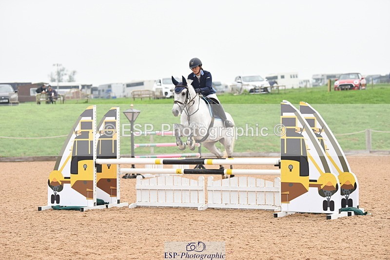 230916A-152502-05348 - Cls 18 Snr 95cm Derby