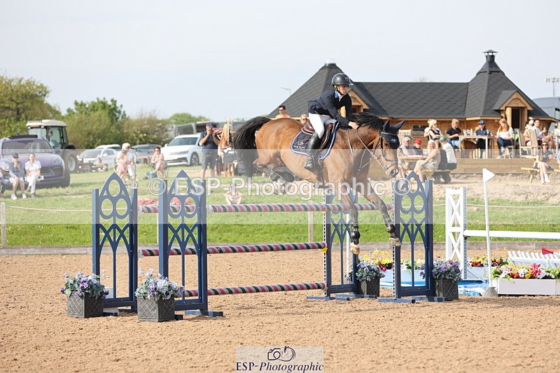 240511A-171544-15285 - Cls 38 National 1.40m Open