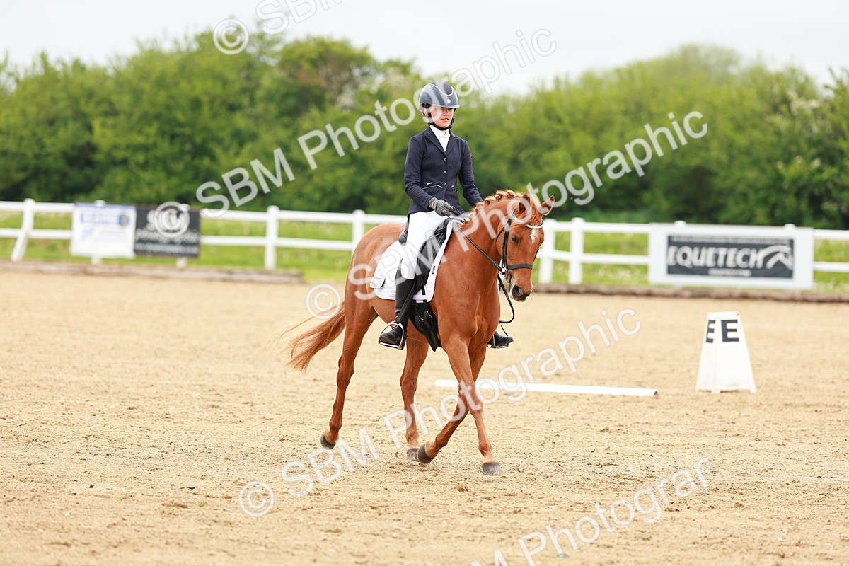 SBM_005205 - Class 16 - Novice 6