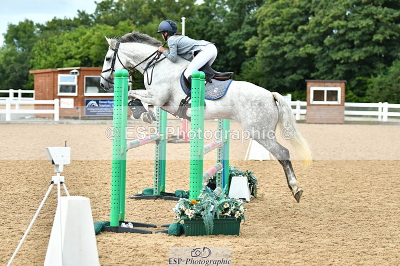 230813A-101312-11369 - Cls 40 A&B Senior Discovery & 1m Open