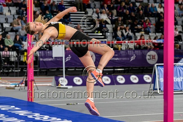 AgeInd25SUN-913456 - Field Female