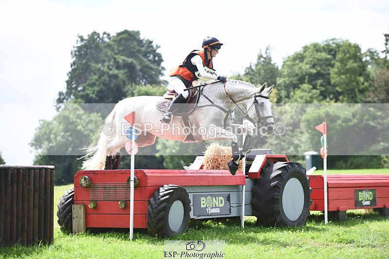 240804-135033-14705 - 520-Honor_Redhouse-GAGA_LADY