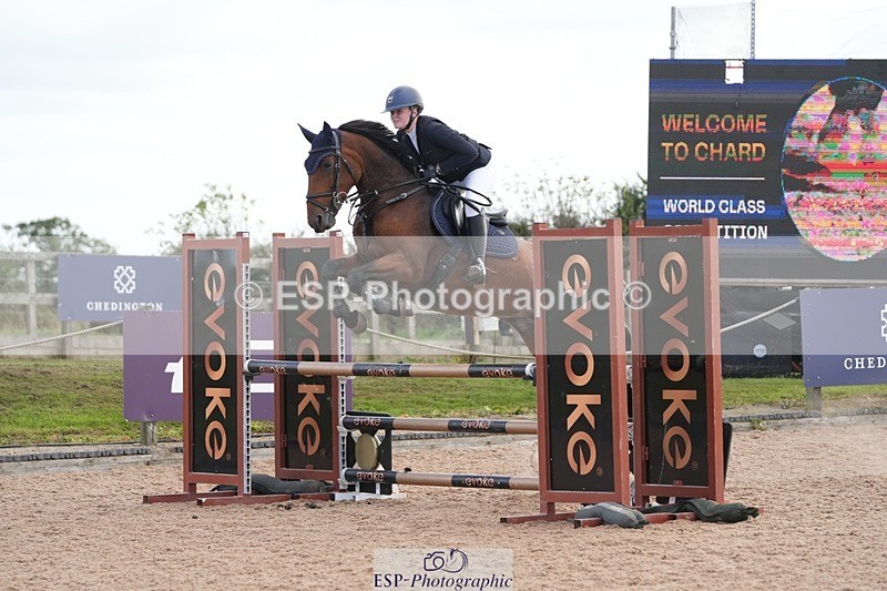 260926-133401-00384 - Cls 8&9 Pony Newc & Foxhunter