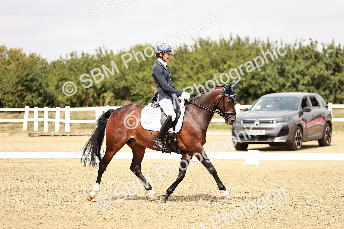 SBM_003712 - Class 7 - Advanced Medium 6 Gold - 13.16-14.36