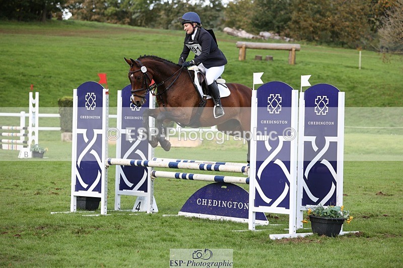 231022-141718-28164 - 491-CALCOURT.LEONARDO-Sophie.Westmore-TrotUp+SJ