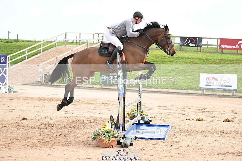 250425-095819-08069 - Cls 2 - 2 Star Small Tour