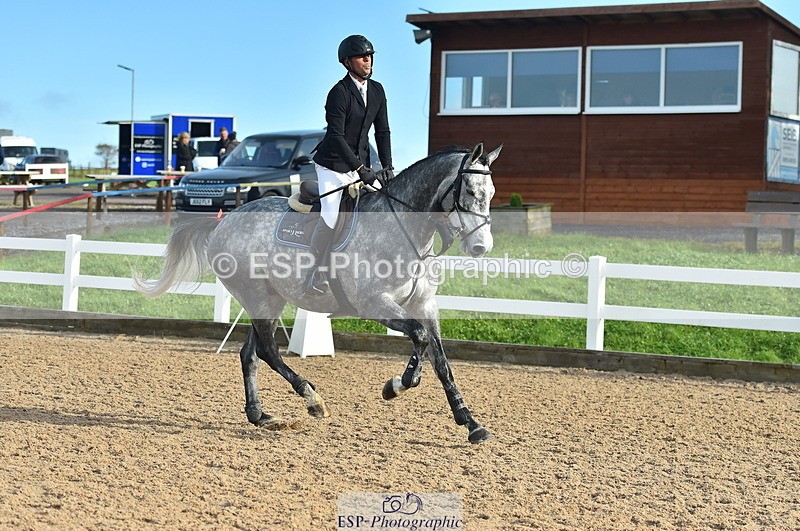 231111A-112828-01667 - Cls 11 Snr 1.05m Open