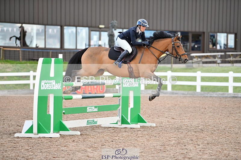 231110A-143108-00777 - Cls 6 Foxhunter & 1.20m Open