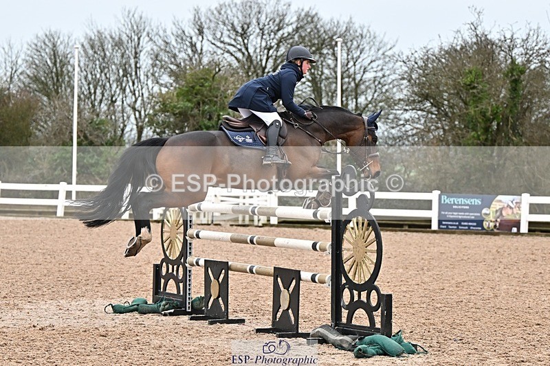250129-132550-00442 - Cls 06 Foxhunter & 1.20m Open