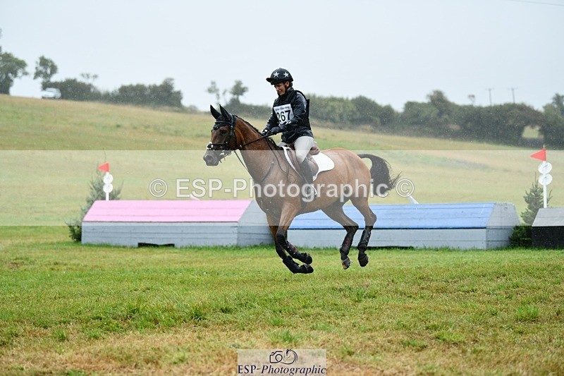 250830-144959-04606 - F-267-Amy.Tough