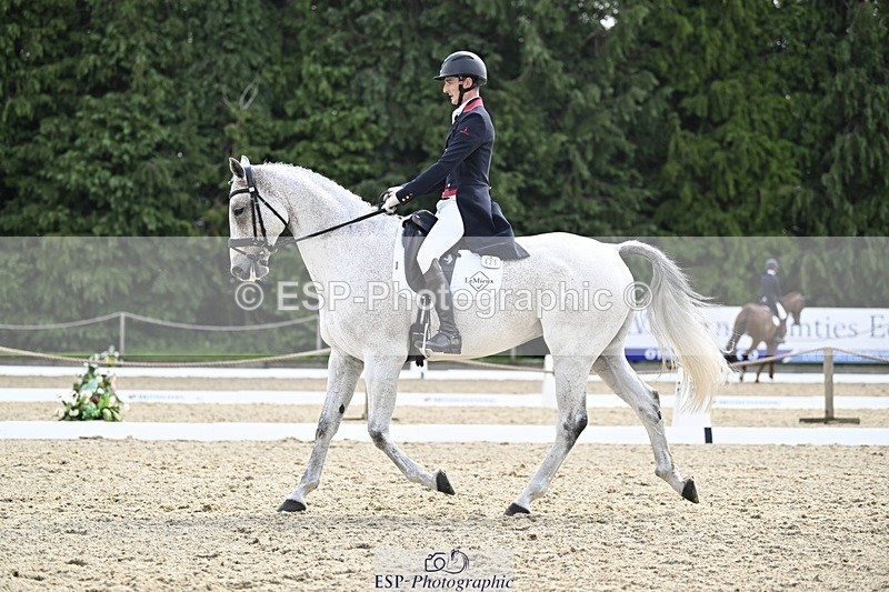 000101-194004-04025 - 421-ASK_FOR_MANCHIER-Tom_Jackson