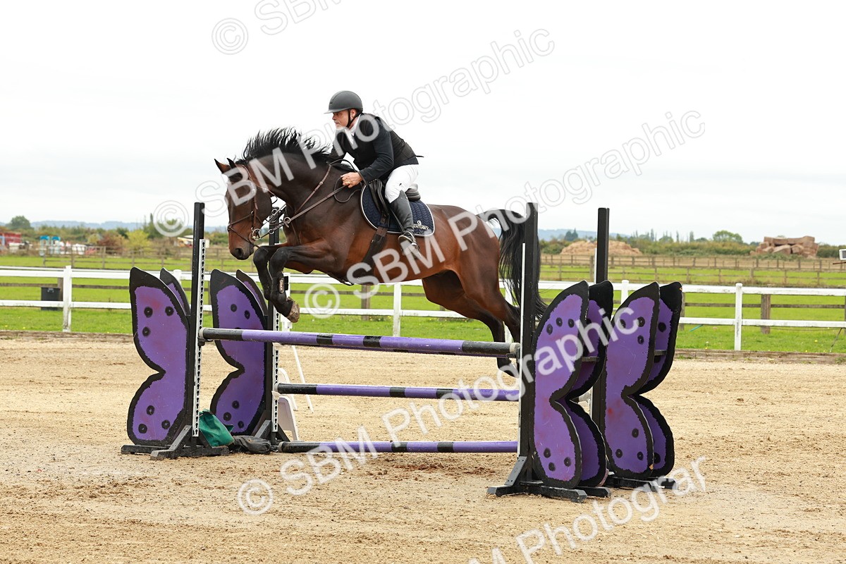 1I0A7690 - Class 4 - Senior Newcomers 1.10m