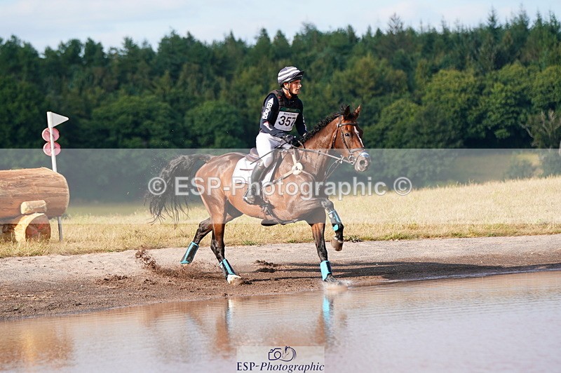 250802A-181238-09374 - H-357-Alexander.Bragg-SHANNONDALE.PHANTOM